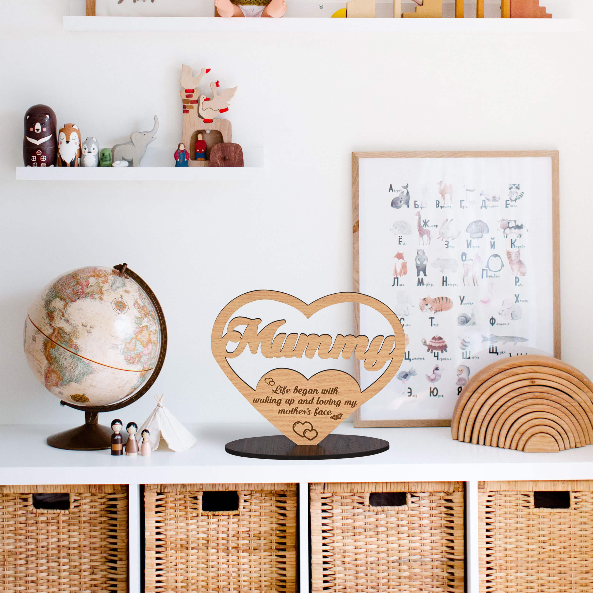 Personalized Wooden Trophy Gift For Mom On Mothers Day