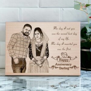 The Day I met You Couple Wooden Photo Frame (10×8-inch)