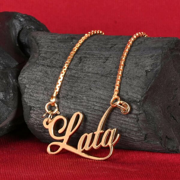 customised necklace with name