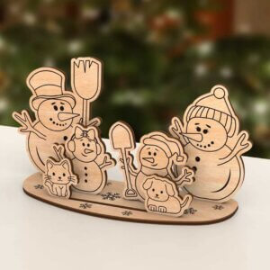 Wooden Snowman Family – Festive Christmas Gift Set of...